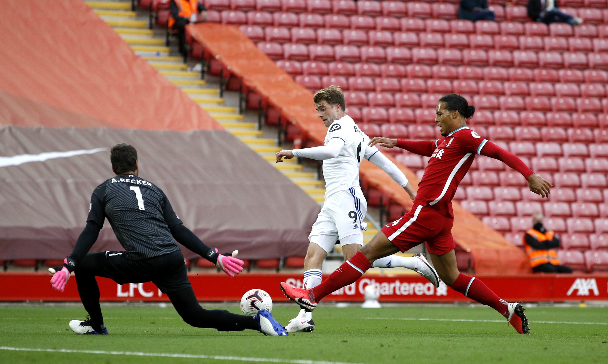 量采访和细 量采访和细