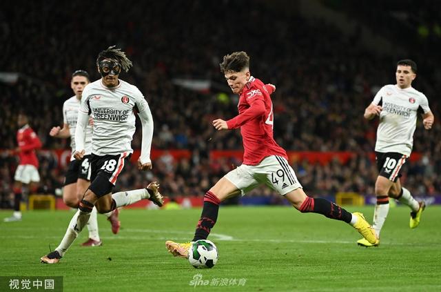 本赛季的四 本赛季的四